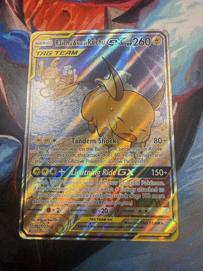 Raichu & Alolan Raichu GX #221 – Pokémon – Löskort Near Mint / Lightly Played